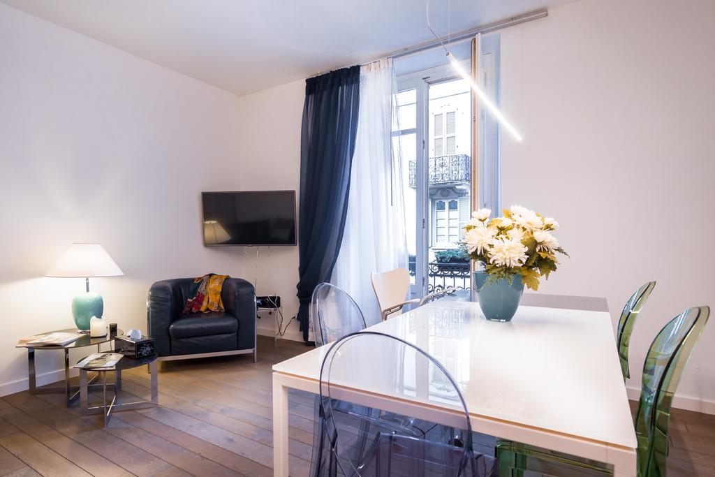 Como Design Apartment - byMyHomeinComo Exterior foto